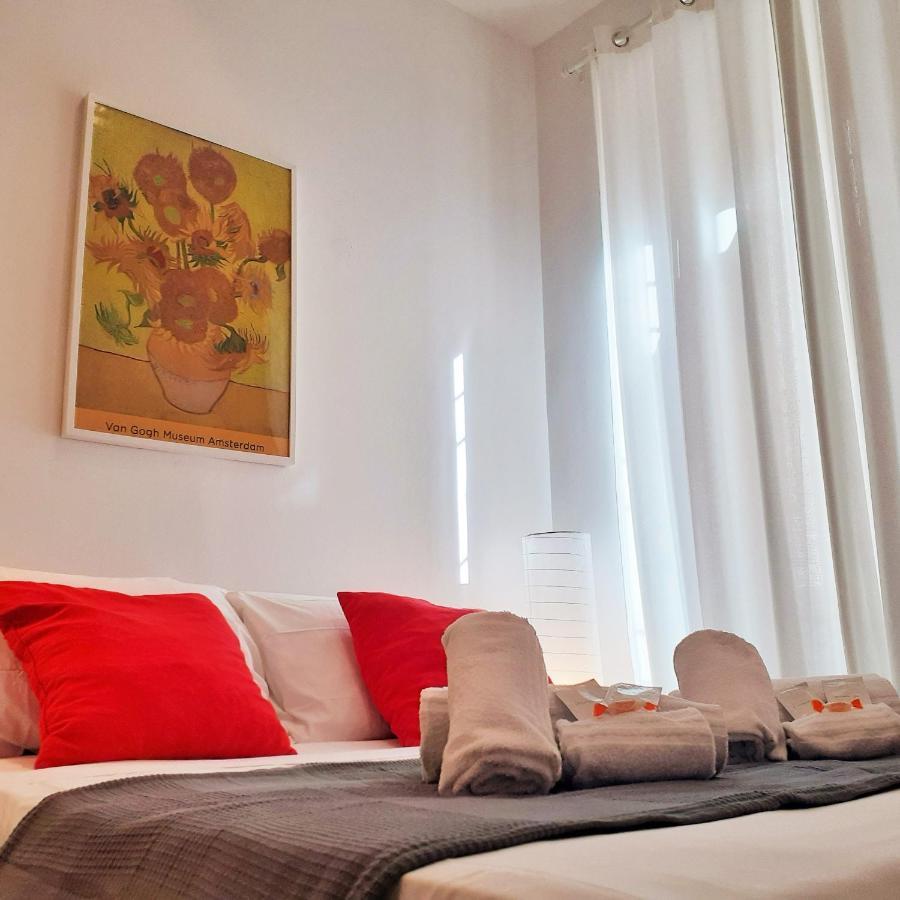 Near Metro Flat - Best Bnb Garbatella Roma Dış mekan fotoğraf